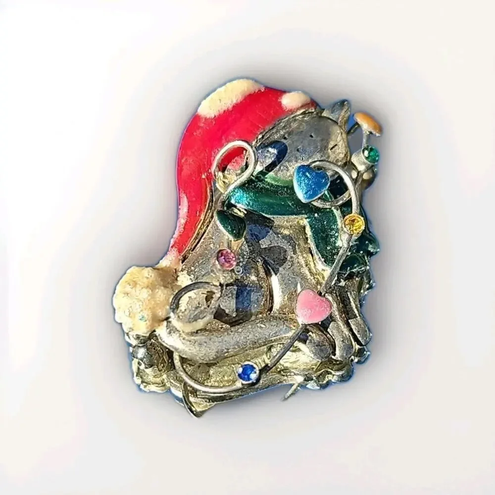 Kitty Cat in a Stocking Hat Brooch Winter Tanya Creations